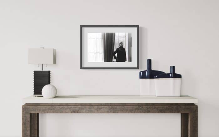 RAMON GIELING - "Frans van de Staak" - impressie in interieur met lijst