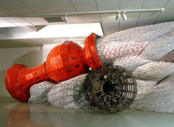 Trophy Symmetry - Harald Vlugt, sculptuur met zusterwerk Bowling trophy