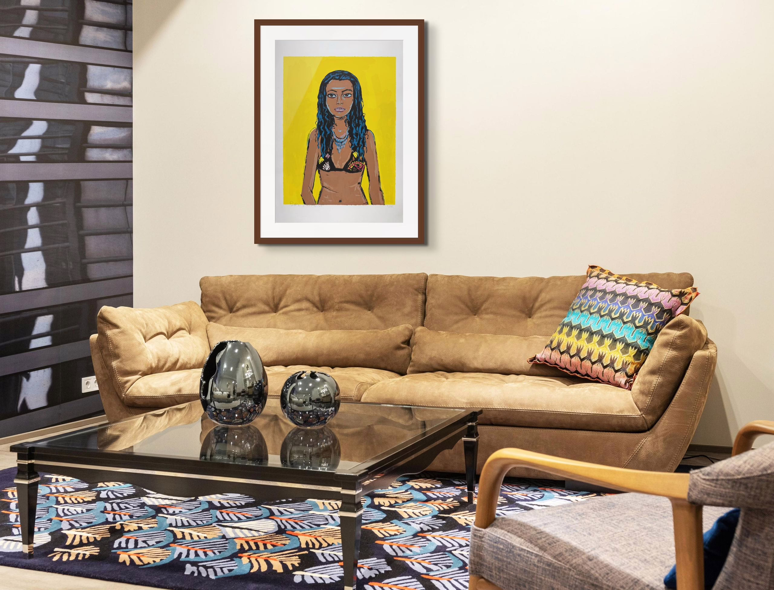 Peter Klashorst - 'My Yellow Princess' - Zeefdruk - impressie in kamer met lijst